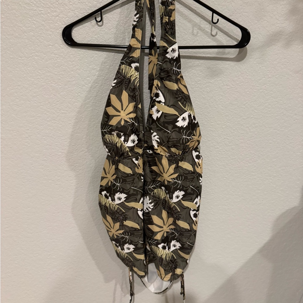 SHEIN Tropical Olive and White Tankini Top